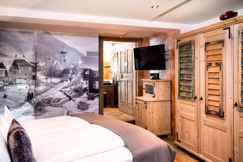 Raffl'S St. Antoner Hof Hotel Sankt Anton am Arlberg Buitenkant foto