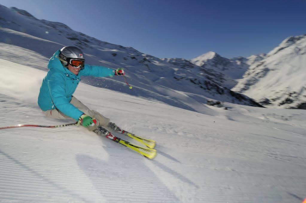 Raffl'S St. Antoner Hof Hotel Sankt Anton am Arlberg Buitenkant foto
