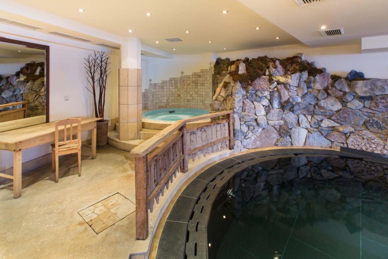 Raffl'S St. Antoner Hof Hotel Sankt Anton am Arlberg Buitenkant foto